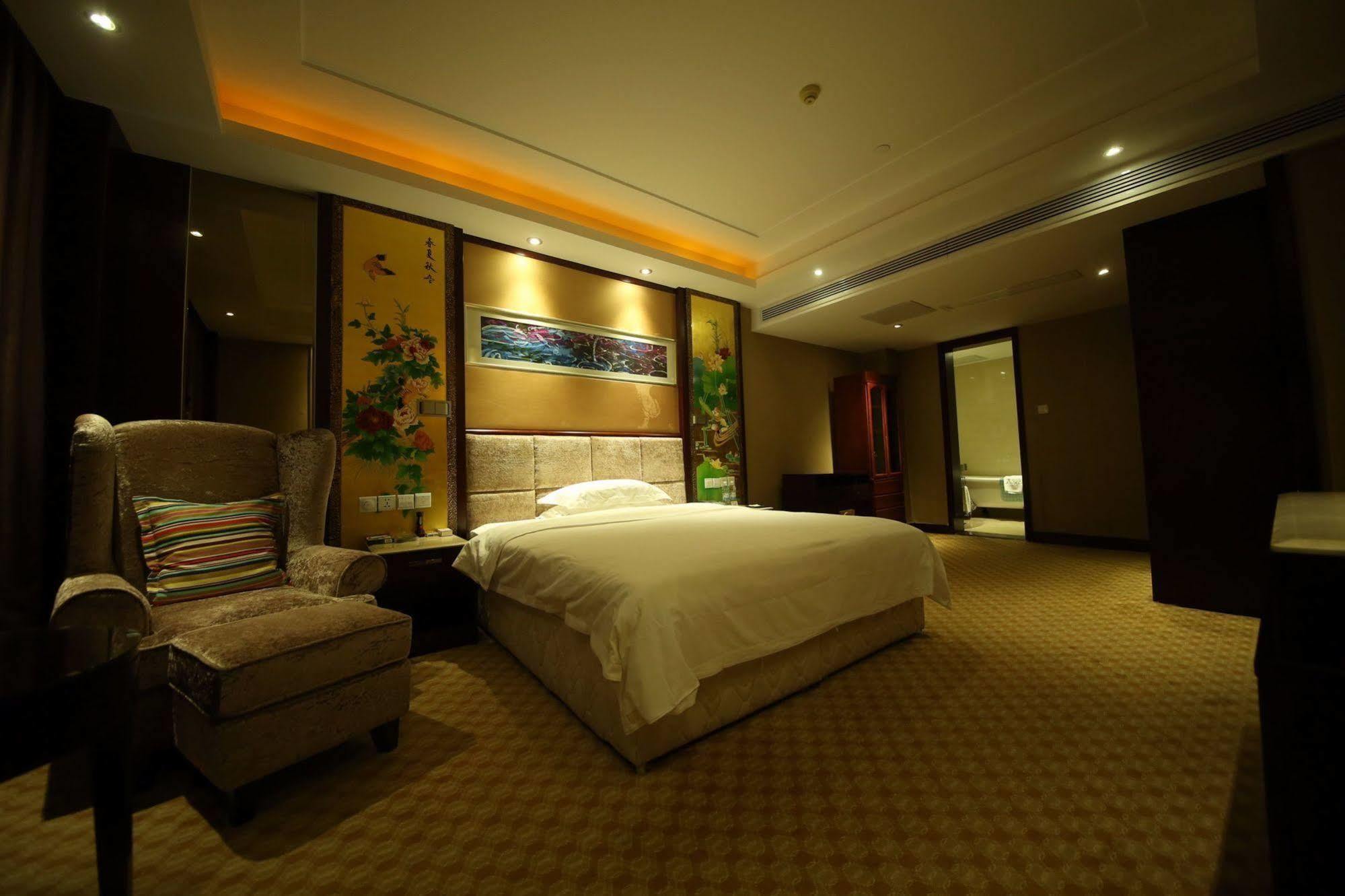 Yantai Asia Hotel Exterior foto